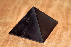 Piramide shungite