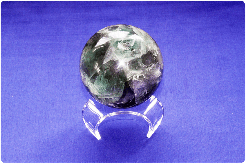 Sfera in fluorite